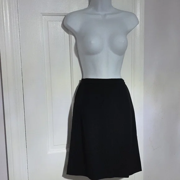 Anne Klein Executive Collection - Black Blazer and Skirt Set - Picture 3 of 14